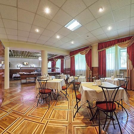 Sanatorium Elite Dnipro Hotel Truskavets Ngoại thất bức ảnh