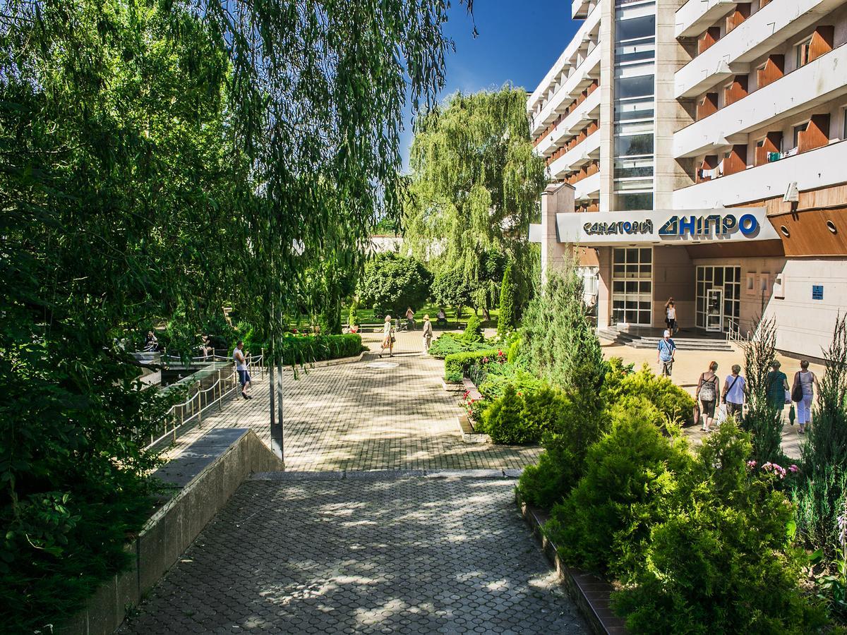 Sanatorium Elite Dnipro Hotel Truskavets Ngoại thất bức ảnh