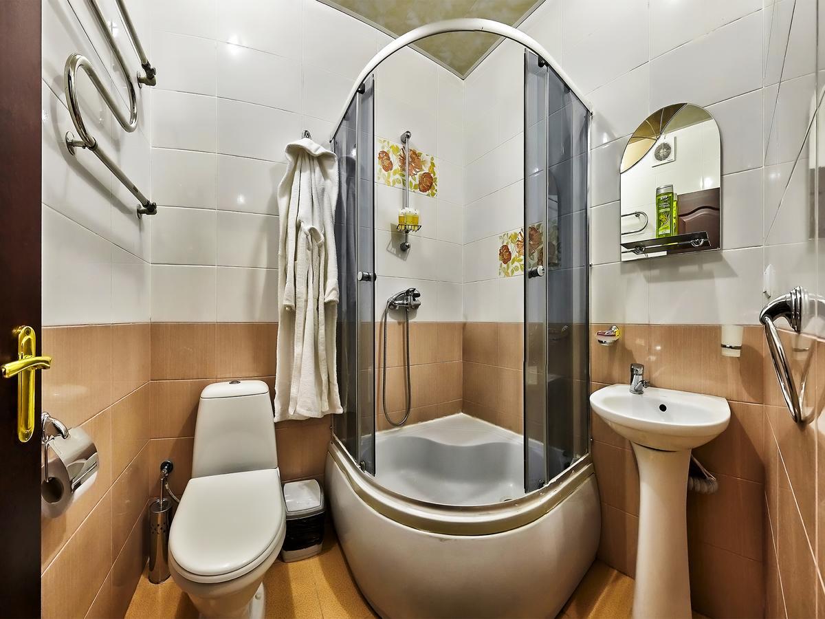 Sanatorium Elite Dnipro Hotel Truskavets Ngoại thất bức ảnh