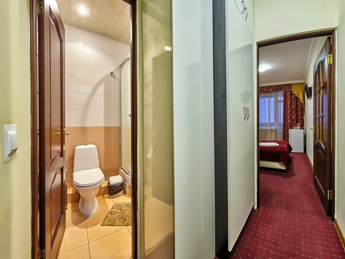 Sanatorium Elite Dnipro Hotel Truskavets Ngoại thất bức ảnh