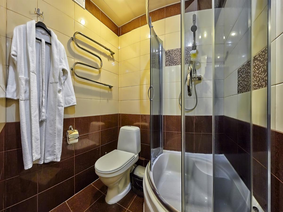 Sanatorium Elite Dnipro Hotel Truskavets Ngoại thất bức ảnh