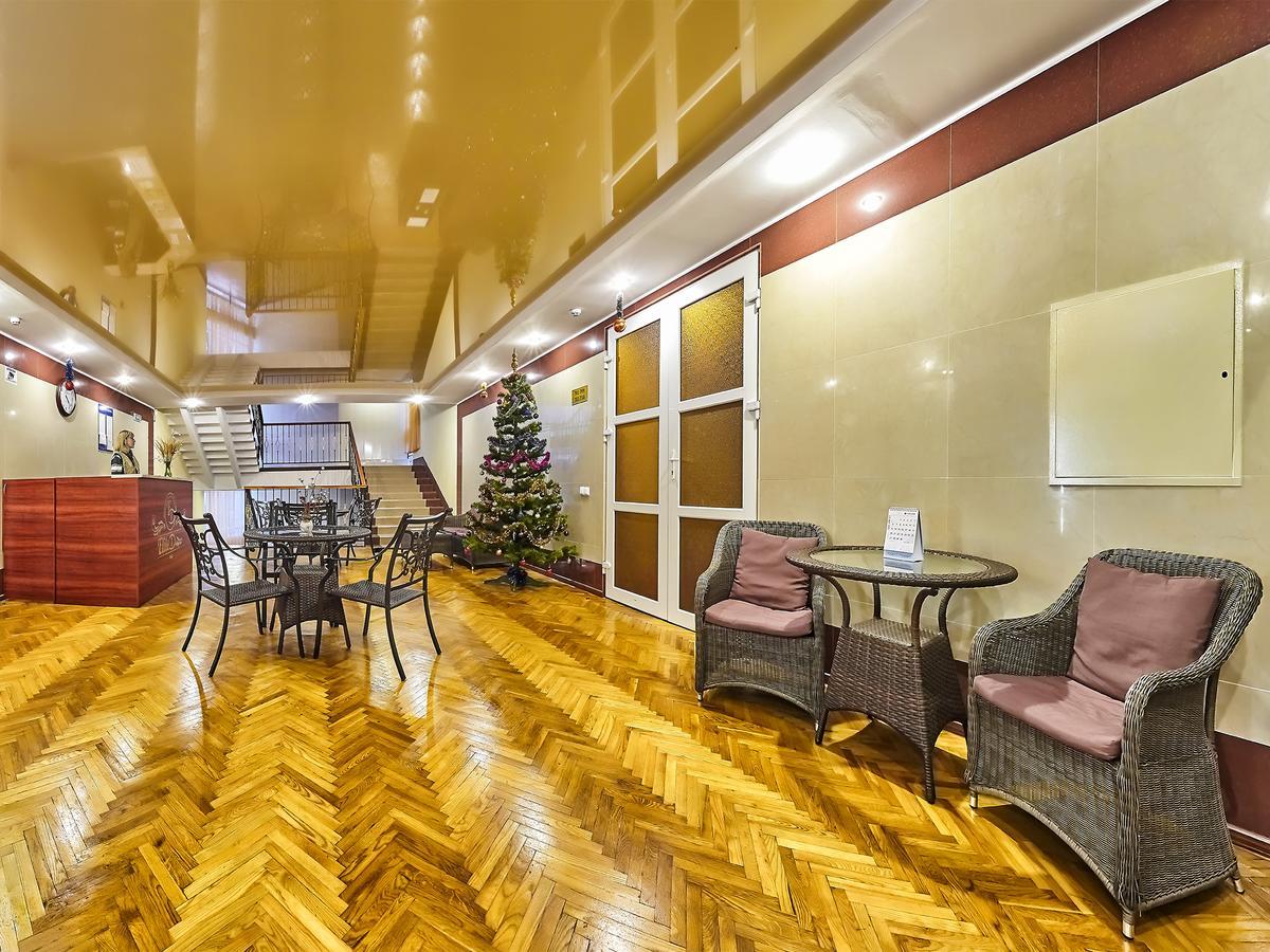 Sanatorium Elite Dnipro Hotel Truskavets Ngoại thất bức ảnh